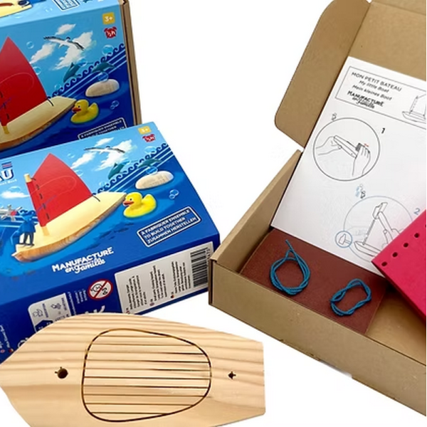Jouet en bois à construire MANUFACTURE EN FAMILLE Mon petit bateau DIY