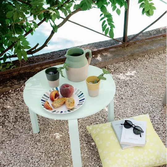 Table basse ronde FERMOB Alizé 48cm en métal - 25 coloris
