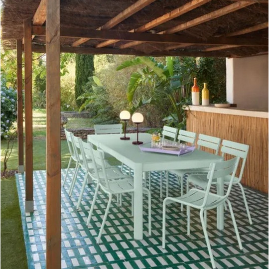 Table à manger rectangulaire FERMOB Ribambelle 2 allonges 149/234x100cm en métal - 25 coloris