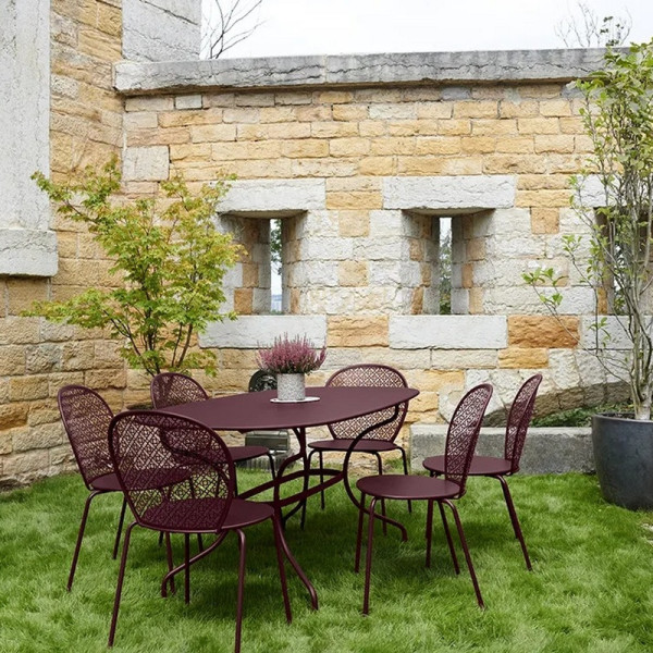 Table à manger ovale FERMOB Opéra+ 160x90cm en métal - 25 coloris