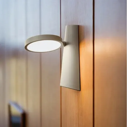 Applique murale luminaire FERMOB Oto en métal - 3 coloris
