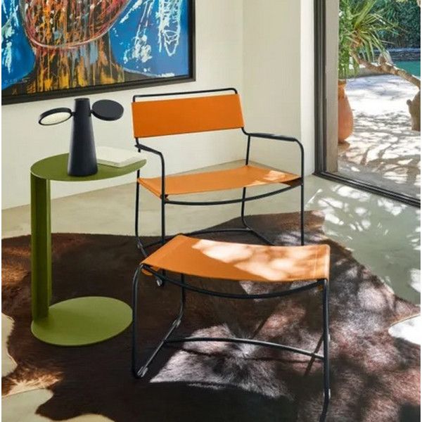 Fauteuil bas en cuir FERMOB Surprising en métal - 2 coloris