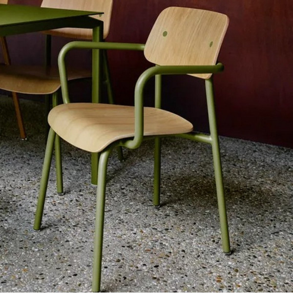 Fauteuil avec accoudoirs bridge FERMOB Studie chêne en bois et métal - 25 coloris