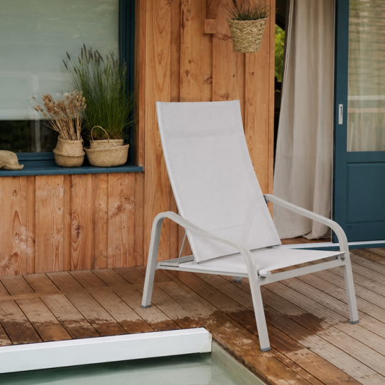 Fauteuil bas de jardin FERMOB Alizé - 4 coloris
