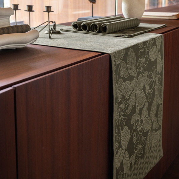 Chemin de table LE JACQUARD FRANCAIS Sulawesi Canopée 100% coton 50x150cm