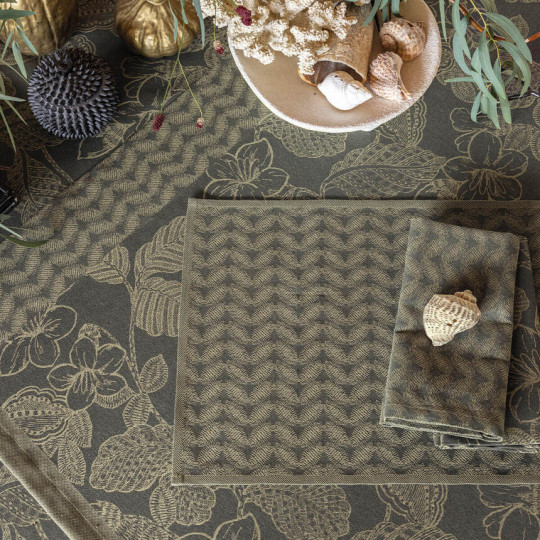 Set de table LE JACQUARD FRANCAIS Sulawesi Feuillage Canopée 100% coton enduit 50x36cm