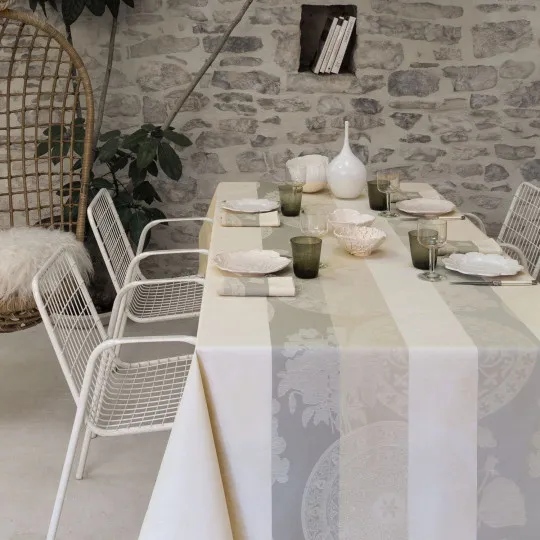 Nappe enduite Fleurs Gourmandes craie Le Jacquard Français - 4 tailles