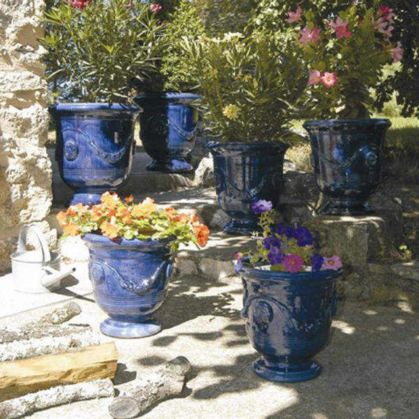 Vase Anduze émaillé bleu foncé Terre Figuière - 4 tailles