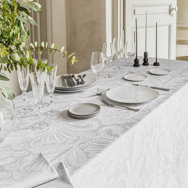 Nappe Grace perle Garnier Thiebaut - 4 dimensions