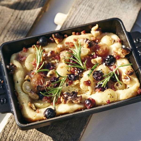 Mini Plat Four noir mat 15x11cm Staub