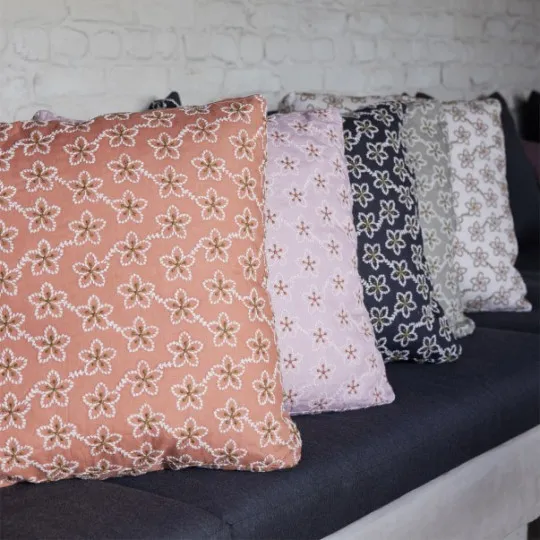 Housse de coussin Fleurs Alexandre Turpault 45x45cm - 5 coloris