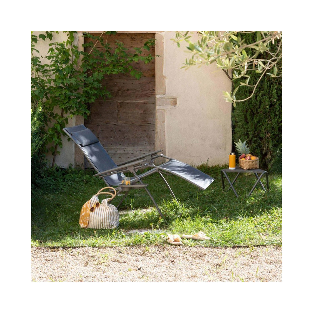 Fauteuil pliant matelassé Zéro Gravité Futura BeComfort® Gris Silver Titane | Lafuma Mobilier Fauteuil pliant matelassé Zéro Gravité Futura BeComfort® Gris Silver Titane | Lafuma Mobilier