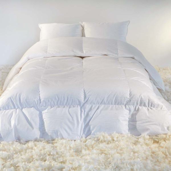 Couette chaude en duvet canard blanc - Grammage 330g/m2 - 6 tailles