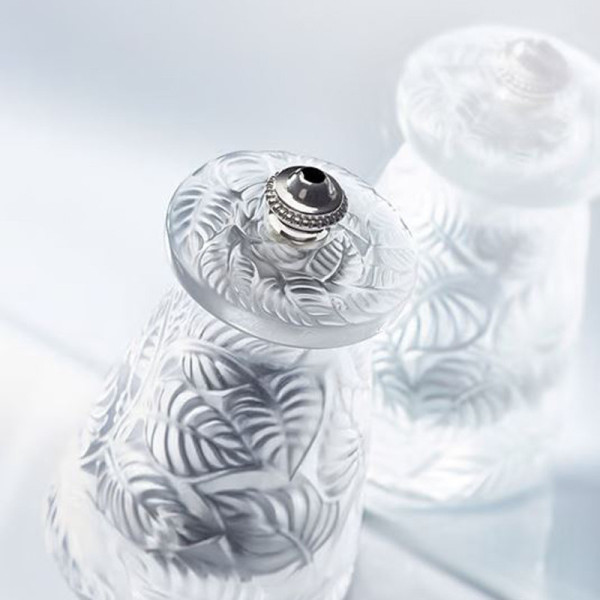 Moulin en cristal Peugeot Lalique à sel sec ou poivre 9cm