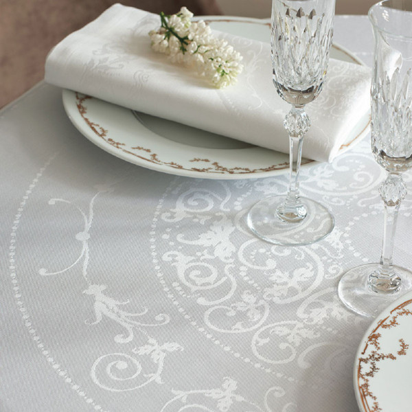 4 serviettes de table Comtesse blanc Garnier Thiebaut