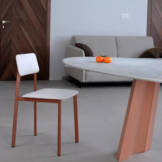 Chaise Charles Carrier - 32 coloris 52 tissus