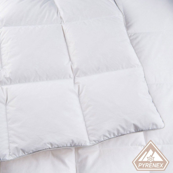 Couette Helsinki Pyrenex chaude 300g/m2 canard Legend 1859 - 5 tailles