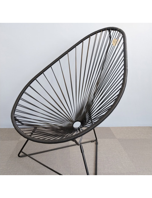Fauteuil et repose pieds Acapulco Boqa noir et piètement noir