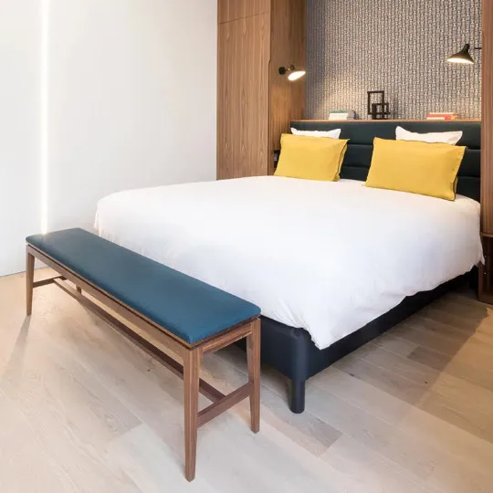 Banc Buzz Dasras bois et tissu - 19 finitions 3 tailles