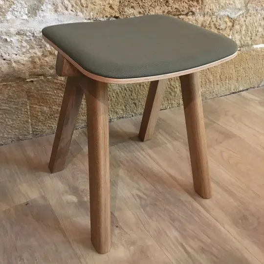 Tabouret Chevron Dasras bois chêne et tissu - 9 finitions 3 hauteurs