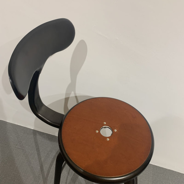 Chaise haute Nicolle métal H75 avec galette cuir lisse fauve