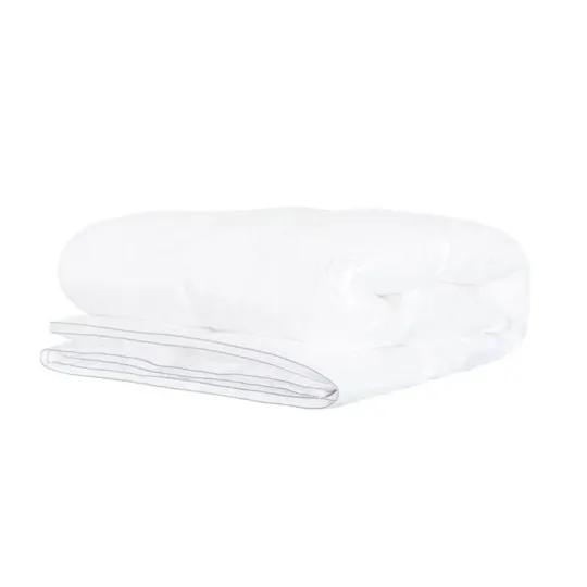 Couette Belle-île Pyrenex chaude 300g/m2 synthétique hiver 240x220cm