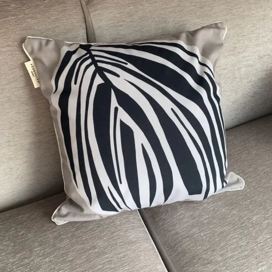 Coussin Batayo Pôdevache outdoor carré 45x45cm
