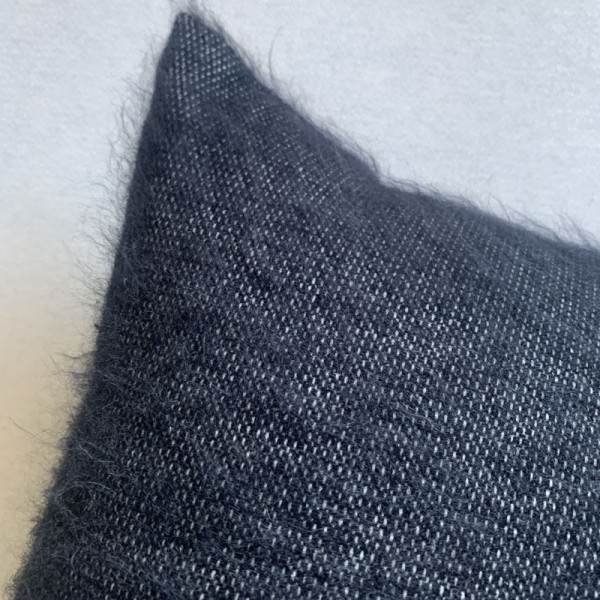 Coussin Faro Pôdevache mohair carré 45x45cm