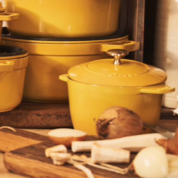 Cocotte à riz Gohan STAUB en fonte - Citron 16cm