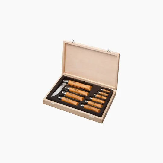 Coffret Collection 10 couteaux OPINEL Tradition - carbone ou inox