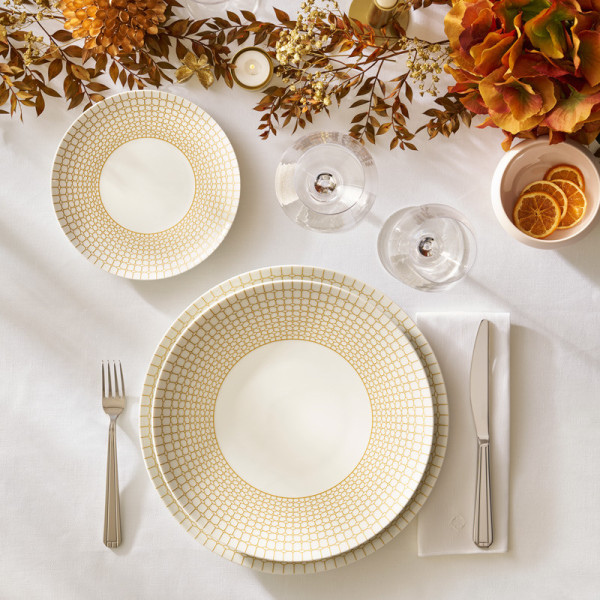 Plat ovale Couronne Degrenne en porcelaine 38x23.5cm