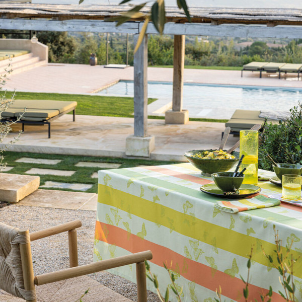 Nappe enduite Bal des Papillons Le Jacquard Français - 2 coloris 4 tailles