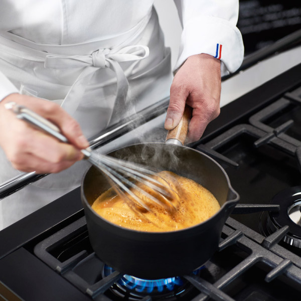 Casserole en fonte CHASSEUR avec couvercle - 2 tailles 2 coloris