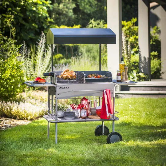 Barbecue sur chariot INVICTA avec hotte Grilladin