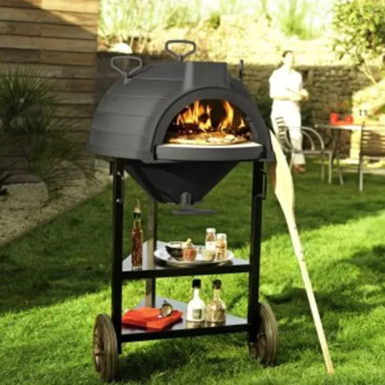 Four à pain à bois INVICTA sur chariot Lo Goustaou