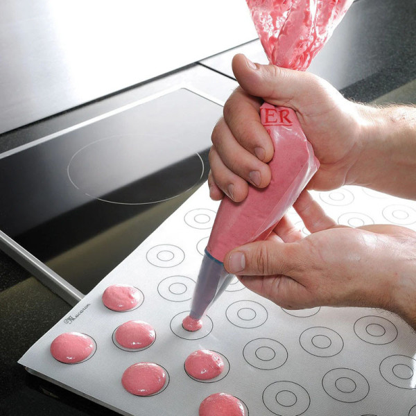 Tapis de cuisson DE BUYER antiadhésif en silicone spécial macarons 40x30cm