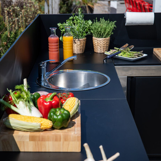 Crédence latérale noire ENO Modulo Félix pour cuisine d'extérieur