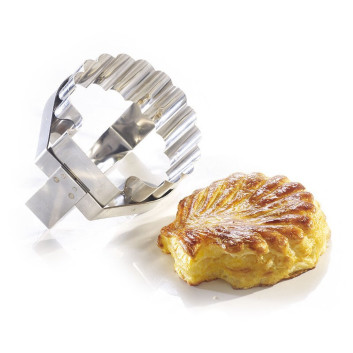 Découpoir MATFER forme Saint Jacques en inox 12.5x12cm
