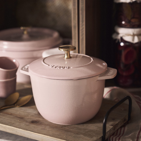 Cocotte à riz Gohan STAUB Sorbet rose en fonte 16cm