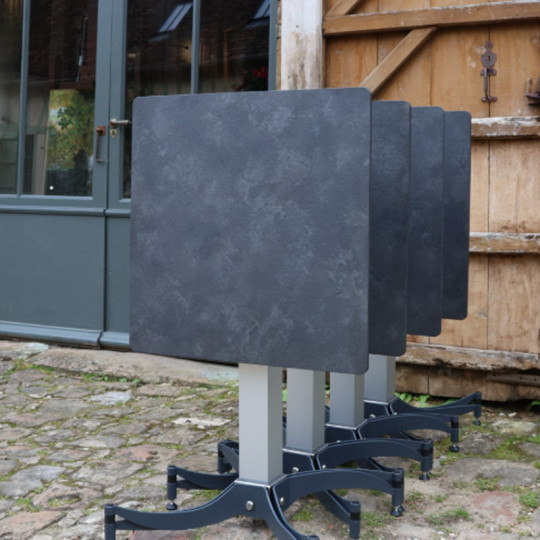 Table bistro FIX MOTION plateau carré 70cm + pied FM 4b Optispace autostabilisant - 3 finitions