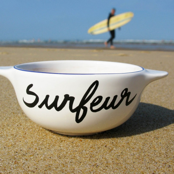 Bol breton revisité PIED DE POULE Surfeur en faïence 12cm 30cl