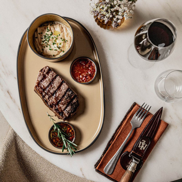 Assiette ovale 35cm Caractère REVOL PORCELAINE - 6 coloris