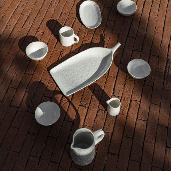 Assiette pelle 36cm Yli REVOL PORCELAINE - 2 coloris