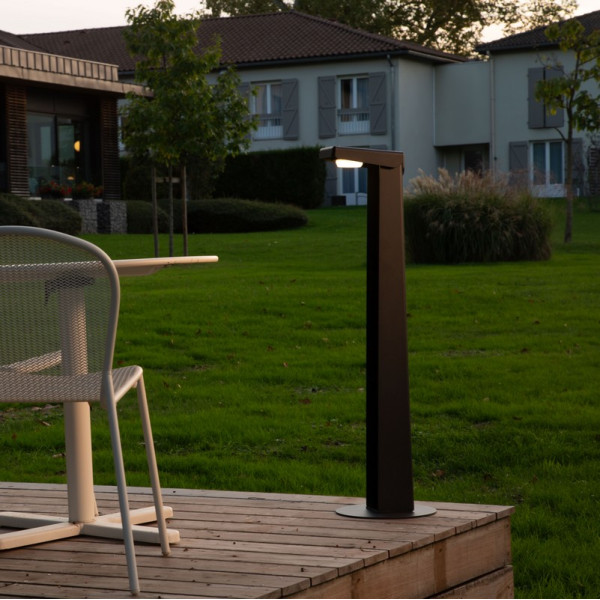 Borne ROC CHABANNE Eclairage solaire - 2 coloris 3 fixations