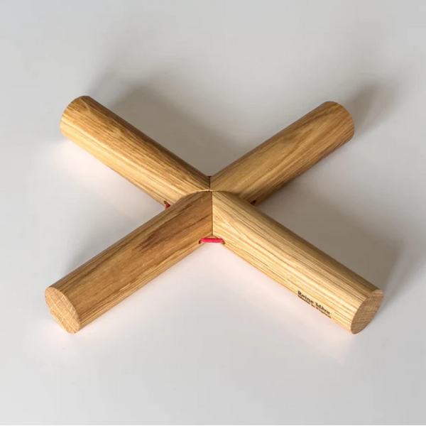 Dessous de plat REINE MERE Fagot en chêne massif Elastique Rouge