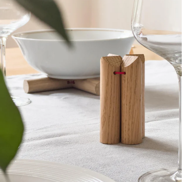 Dessous de plat REINE MERE Fagot en chêne massif Elastique Rouge