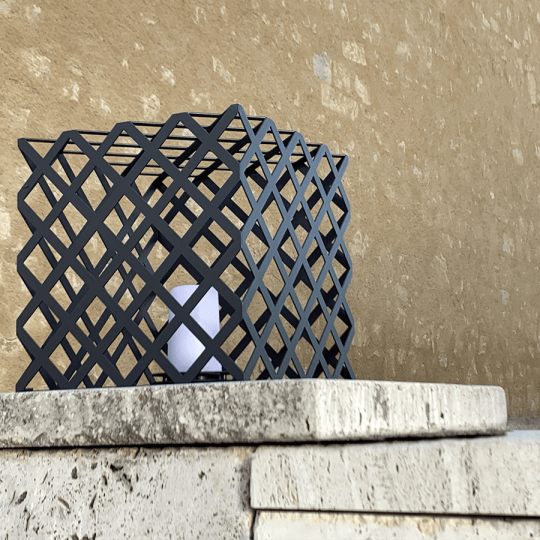 Lanterne solaire - L'X - Lyx Luminaires