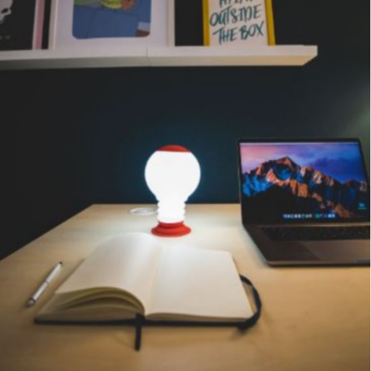 Lampe nomade rechargeable LINK FACTORIES Oops à poser/suspendre - 5 coloris