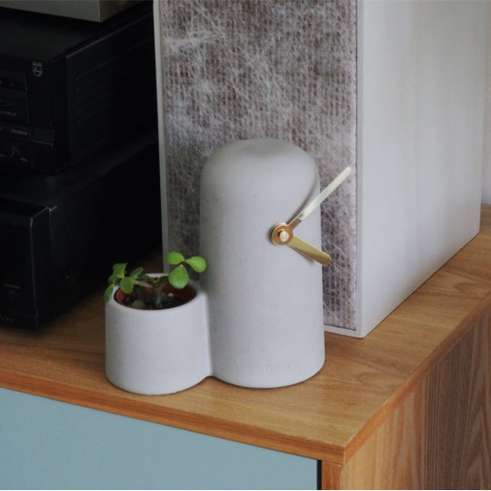 Horloge GONE'S Silo en béton Silo - 2 coloris