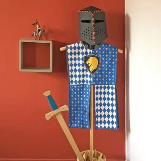 Le Heaume du chevalier MANUFACTURE EN FAMILLE Diy à construire